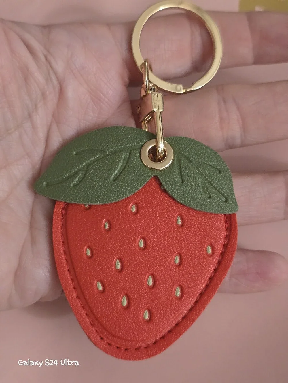 Strawberry 🍓 Air Tag Tracker Compatible Bag Charm/ Keychain NEW